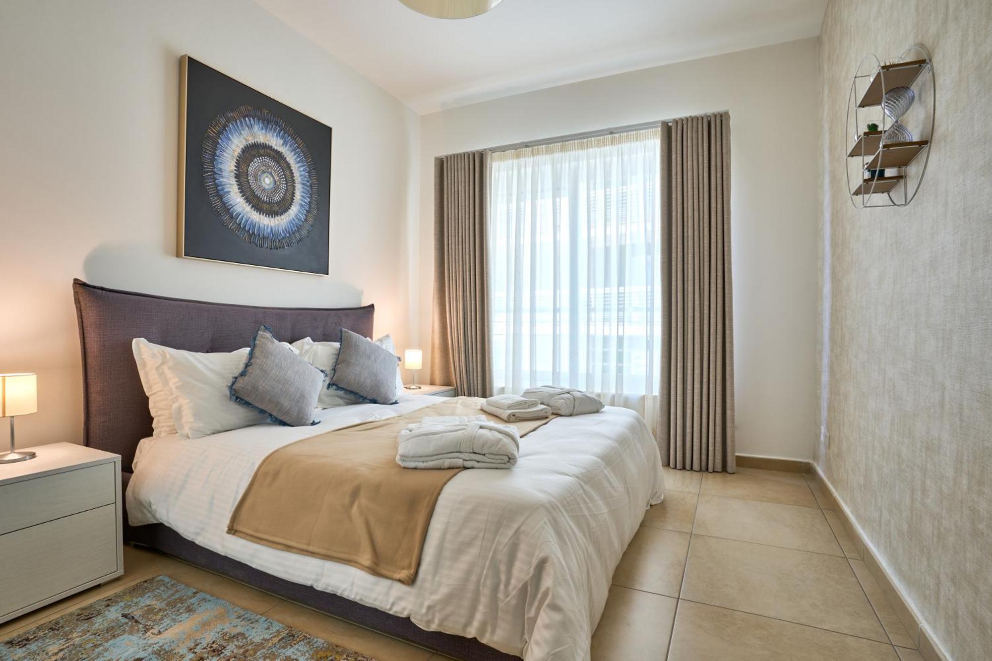 Stunning 3-Bedroom Seaview Retreat In Fort Cambridge Sliema Dış mekan fotoğraf